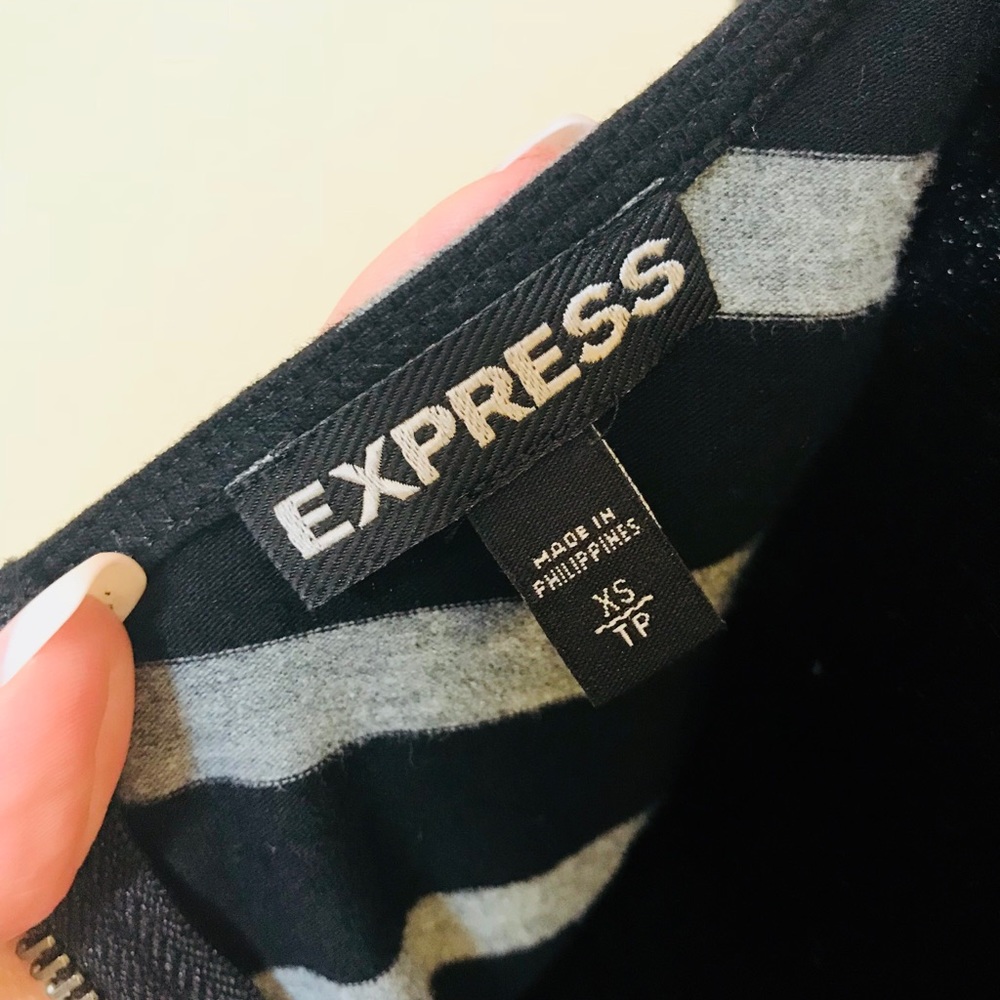 EXPRESS STRIPE TOP - Picture 6 of 10
